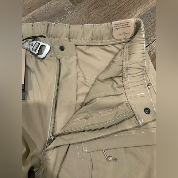 New Nike ACG Smith Summit Cargo Pants Khaki FN0428 247 Men's Size M - Picture 4 of 14